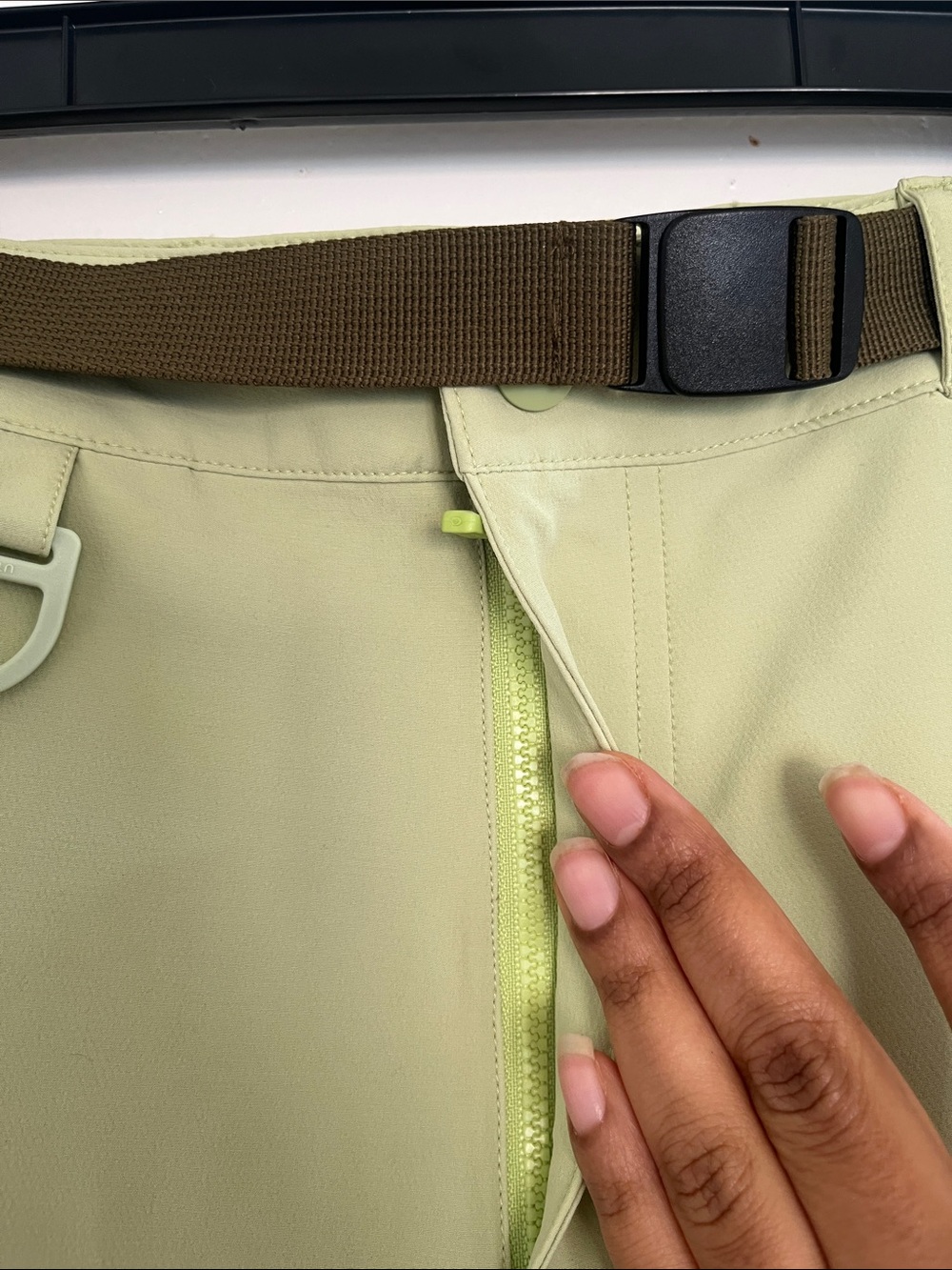 Stoic Women’s Light Sage Cargo Pants with Utility Belt zip off pants - Picture 5 of 11